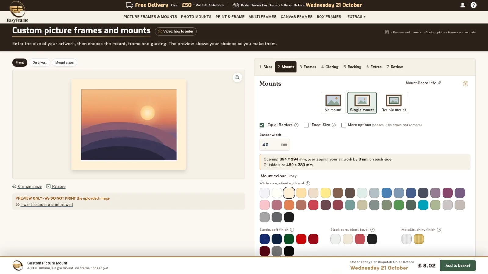 Single mount selected, with an ivory mount around the picture in the preview.